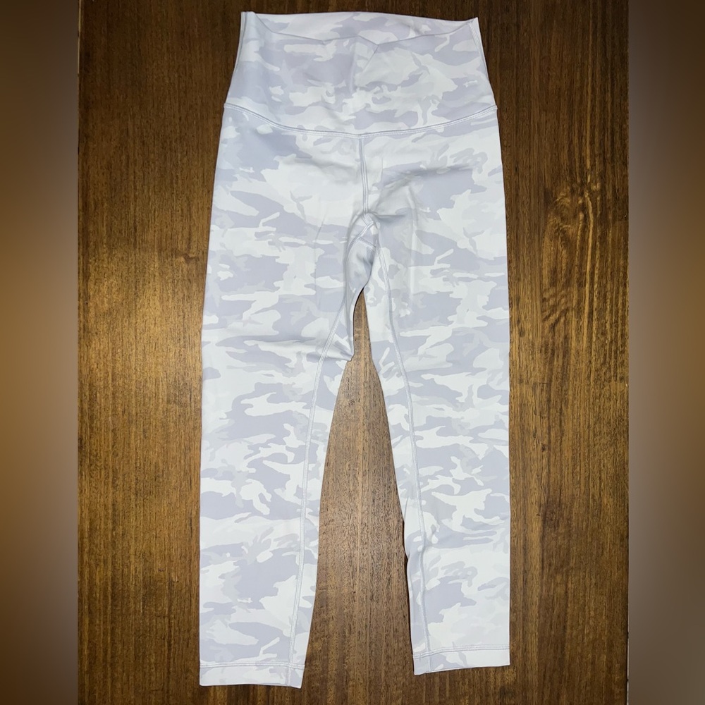 Lululemon Wunder Under High-Rise Crop 23”